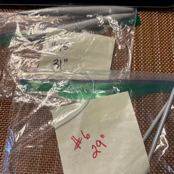 Lot of 11 Circular Knitting Needles - Picture 3 of 7